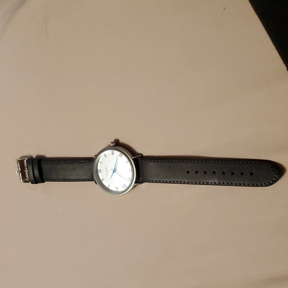 Watch - Picture 3 of 4